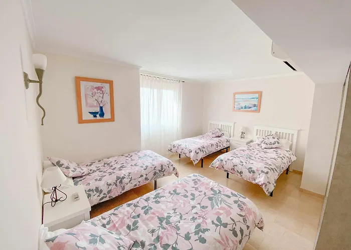 Nuevo Atico Con Piscina Privada Y Vistas Al Mar