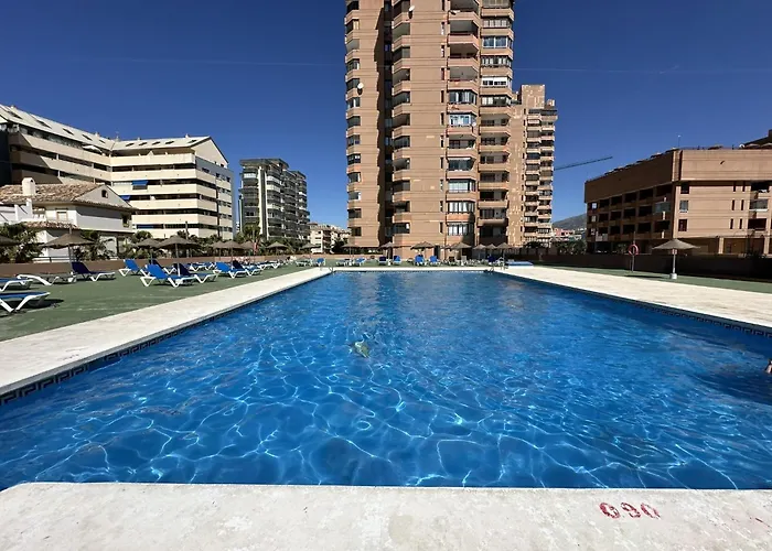 Nuevo Atico Con Piscina Privada Y Vistas Al Mar Apartment Fuengirola