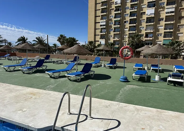 Nuevo Atico Con Piscina Privada Y Vistas Al Mar Апартаменти *