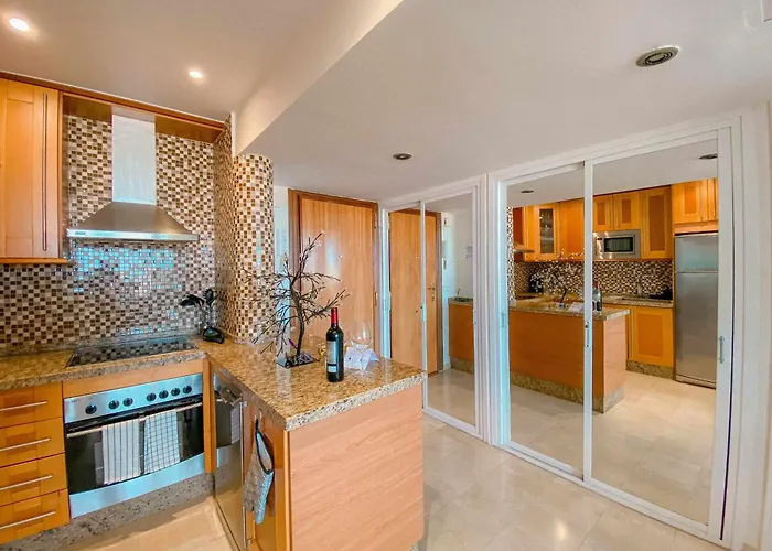 Nuevo Atico Con Piscina Privada Y Vistas Al Mar פואנגירולה